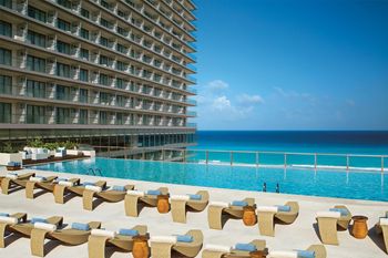 Secrets The Vine Cancun - Travel destination photo