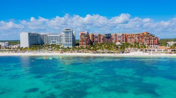 Cancun Airport to Villa Del Palmar Cancun Luxury Beach Resort & Spa Transfer