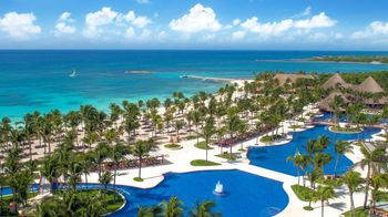 Cancun Airport to Barceló Maya Colonial - All Inclusive Transfer