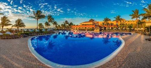 Cancun Airport to Ocean Coral & Turquesa Transfer
