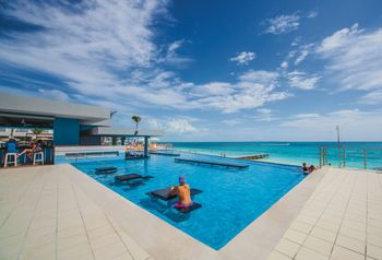 Hotel Riu Cancun - Travel destination photo