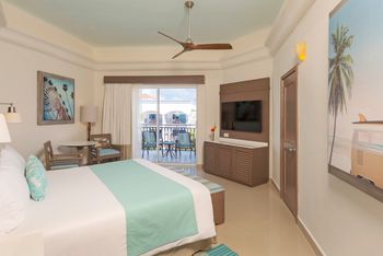 Wyndham Alltra Playa Del Carmen, Adults Only – All-inclusive Resort - Travel destination photo